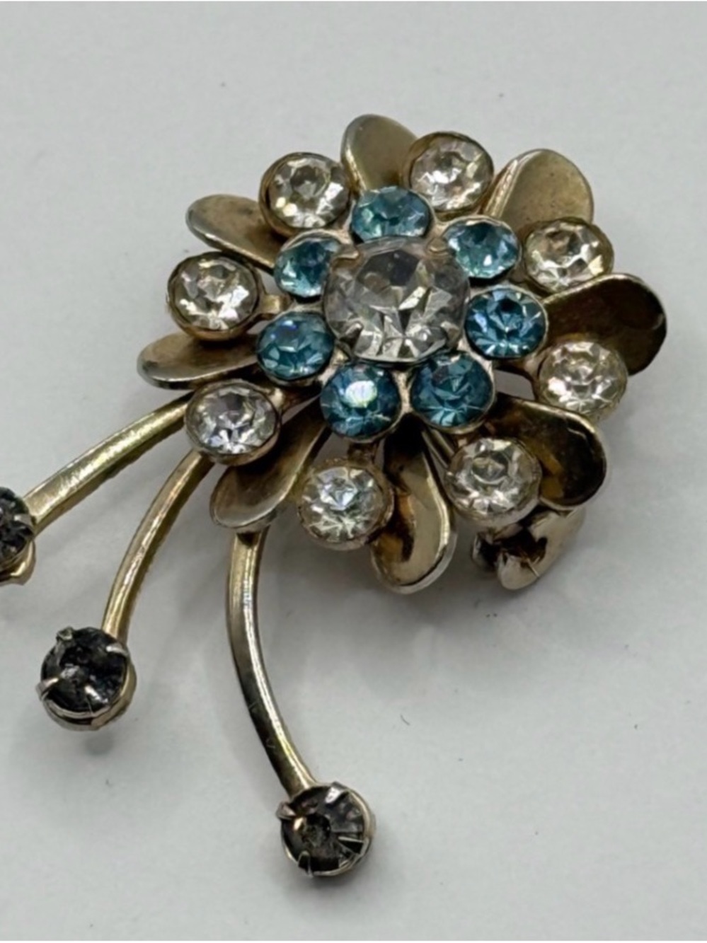 Vintage Brooch Lot – Curated Estate Collection - Picture 8 of 16
